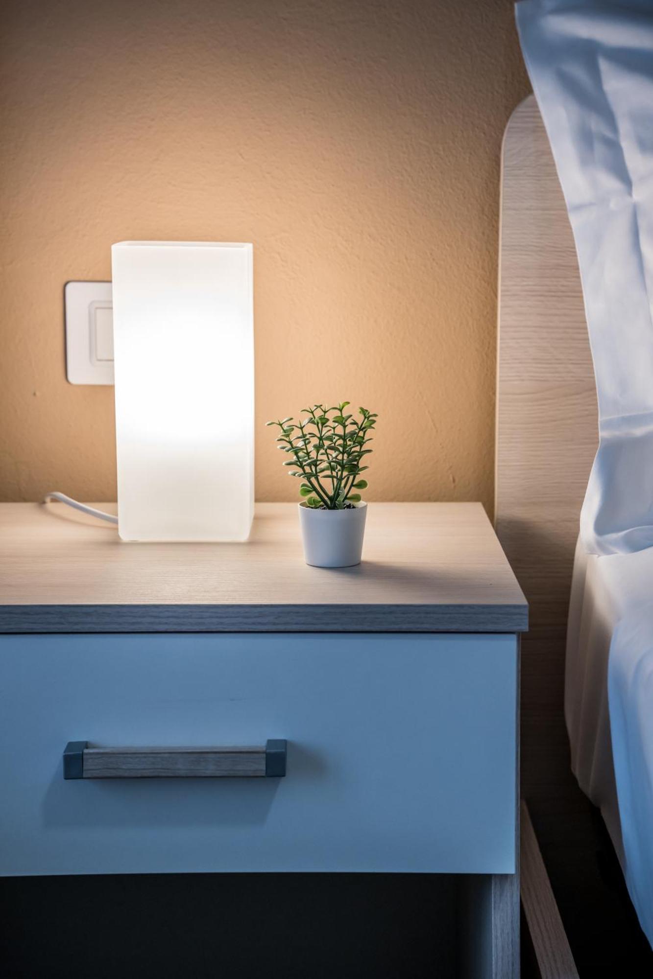 Shortmi Canonica Appartement