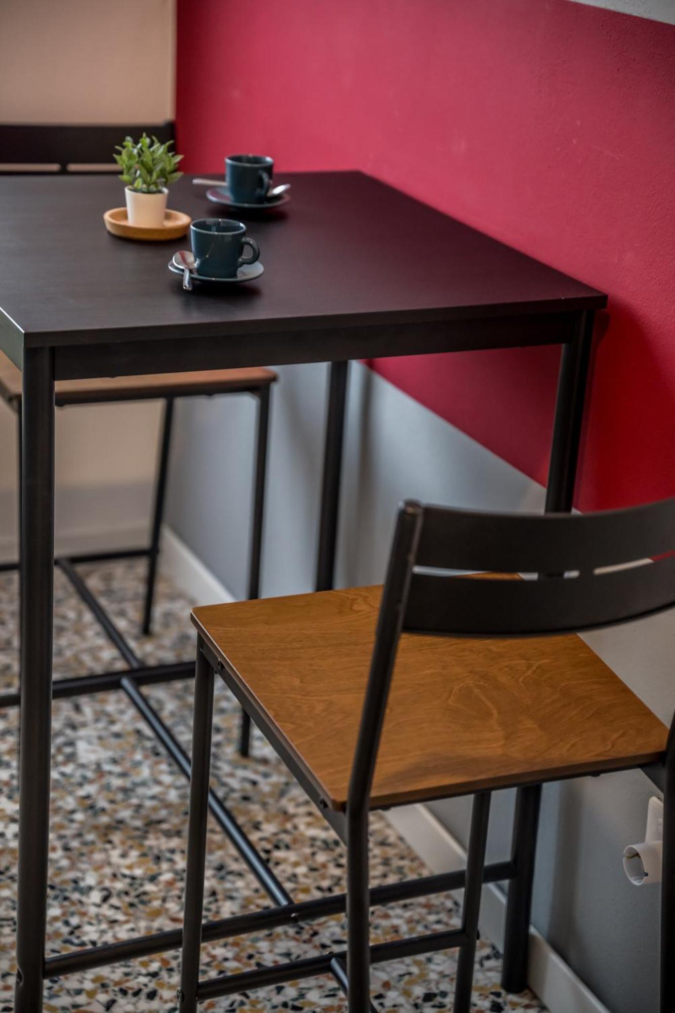 Shortmi Canonica Appartement
